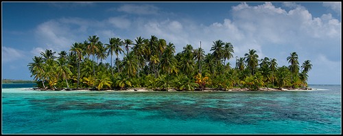 Enjoying Culture and Nature in San Blas Islands